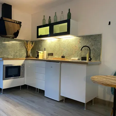 Les Jardins Secrets - Gare & Centre By