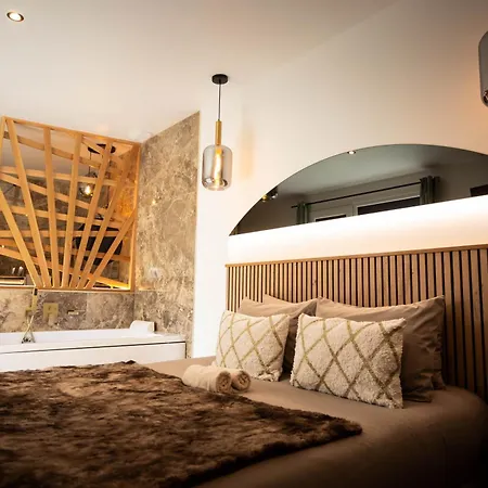 Les Jardins Secrets - Gare & Centre By Apartment