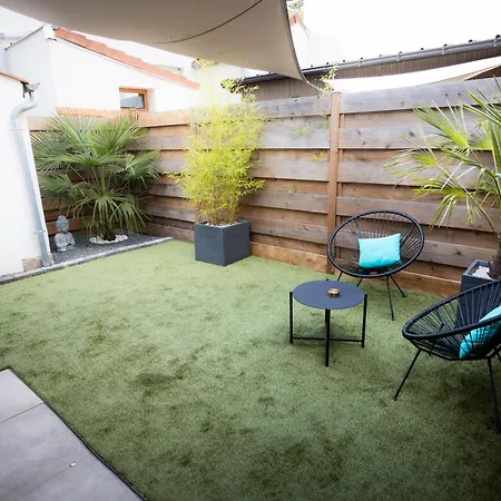 Les Jardins Secrets - Gare & Centre By *