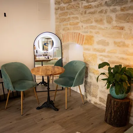 Apartament Les Jardins Secrets - Gare & Centre By Dijon