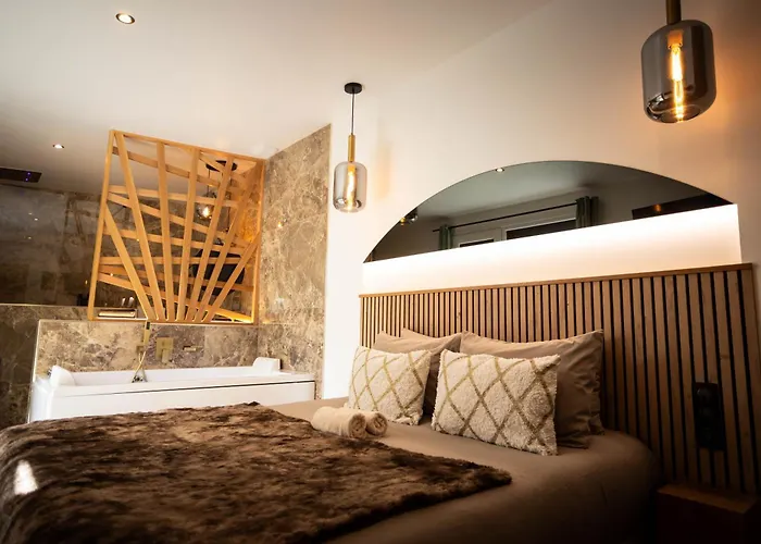 Les Jardins Secrets - Gare & Centre By Apartament