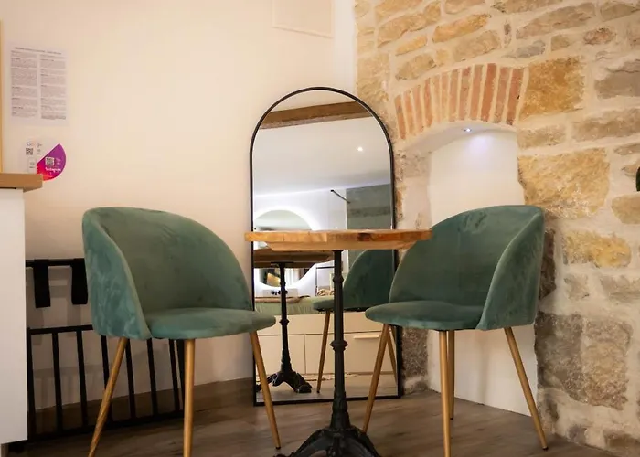 Les Jardins Secrets - Gare & Centre By Ντιζόν