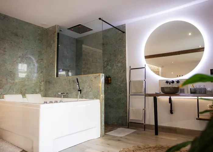 Les Jardins Secrets - Gare & Centre By Apartamento