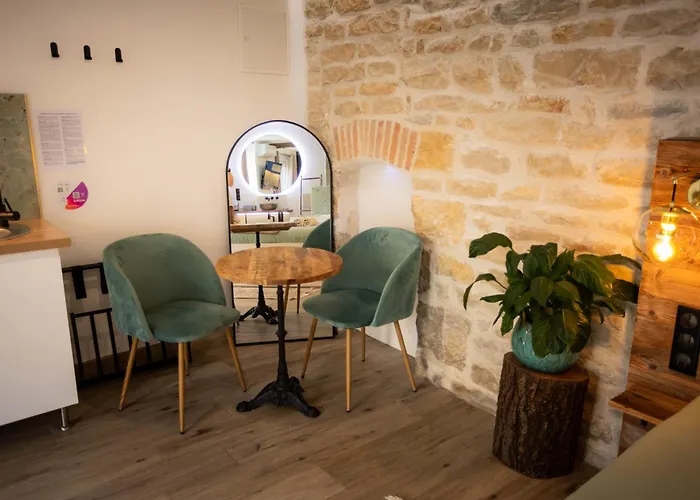 Apartment Les Jardins Secrets - Gare & Centre By Dijon